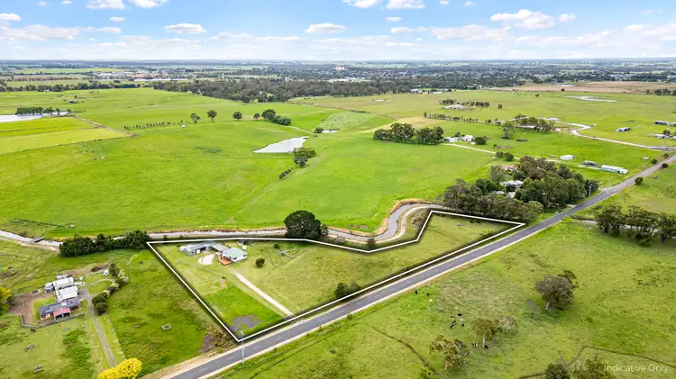 204 Brewers Hill Road, Maffra VIC 3860