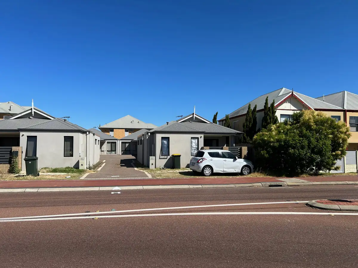 Main view of Homely unit listing, D/5 Bent Street, Cannington WA 6107