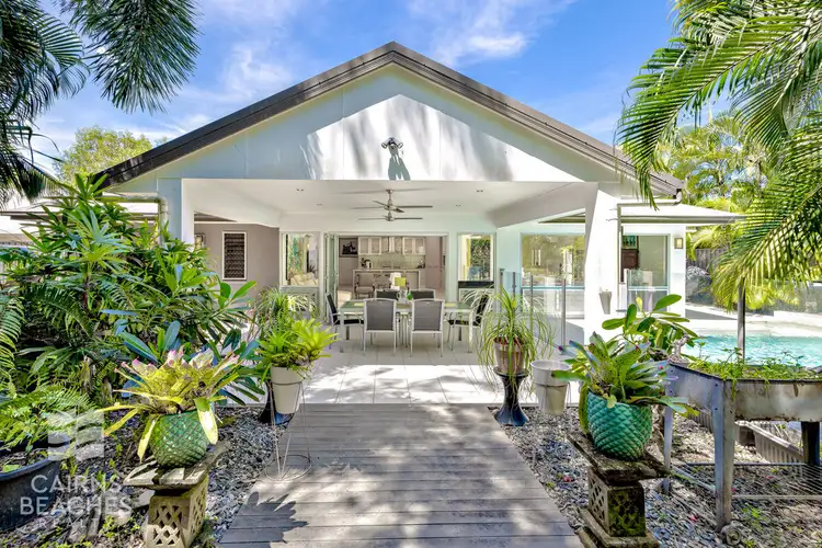 31 Muller Street, Palm Cove QLD 4879