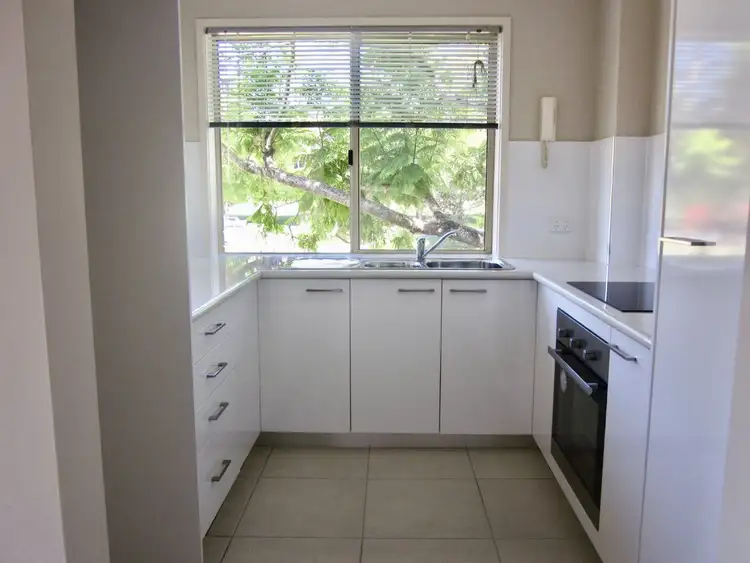 12/62-66 Sarawak Avenue, Palm Beach QLD 4221