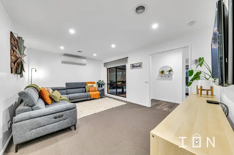 Fifth view of Homely house listing, 6 Glenleigh Court, Cranbourne North VIC 3977