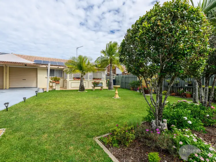 2/4 Hentdale Court, Labrador QLD 4215