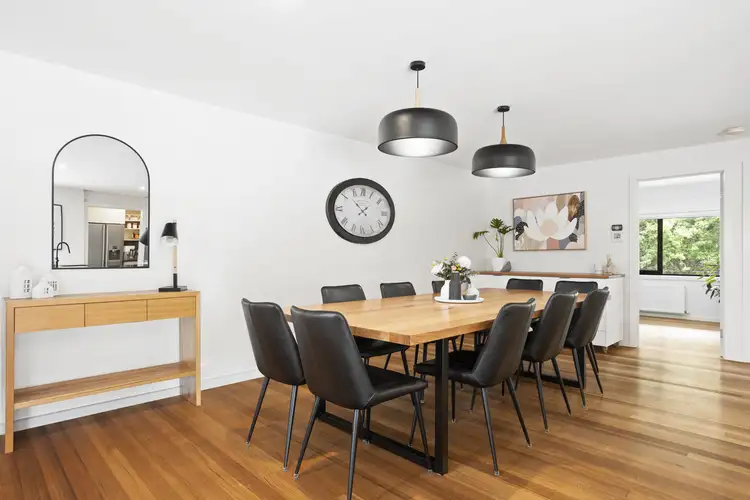 Sixth view of Homely house listing, 2 Curtis Court, Gisborne VIC 3437