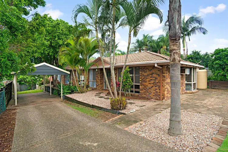 15 Brewster Court, Petrie QLD 4502