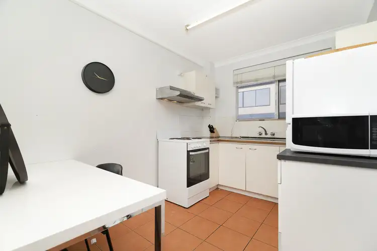 Fourth view of Homely unit listing, 8/24 Brighton Road, Highgate Hill QLD 4101