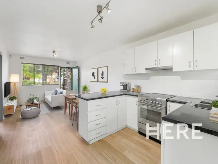 2/140 Normanby Road, Inglewood WA 6052