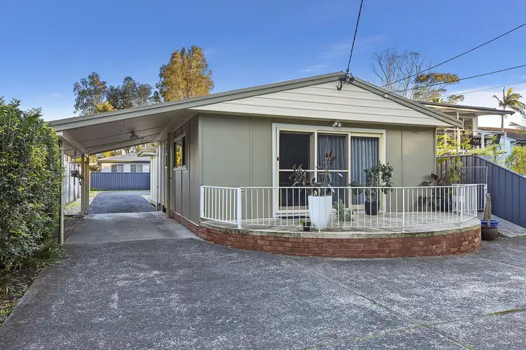 40 Narrawa Avenue, Erina NSW 2250