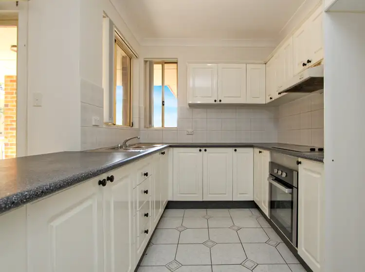Fourth view of Homely apartment listing, 9/41 Hampton Court Road, Carlton NSW 2218