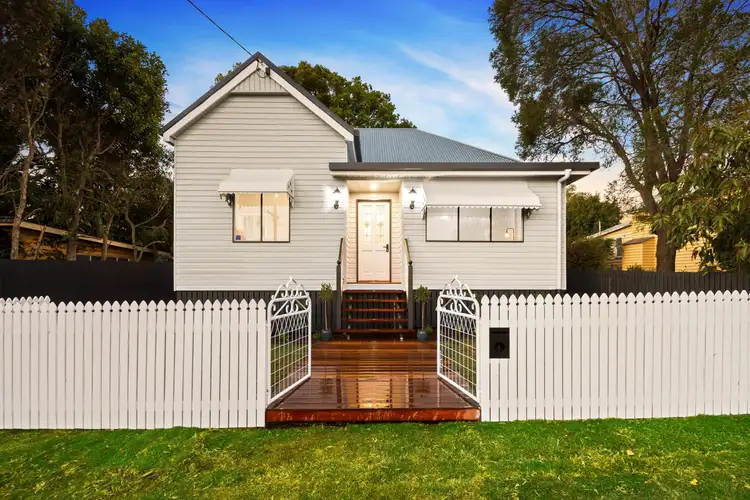 75 Geoffrey Street, Mount Lofty QLD 4350