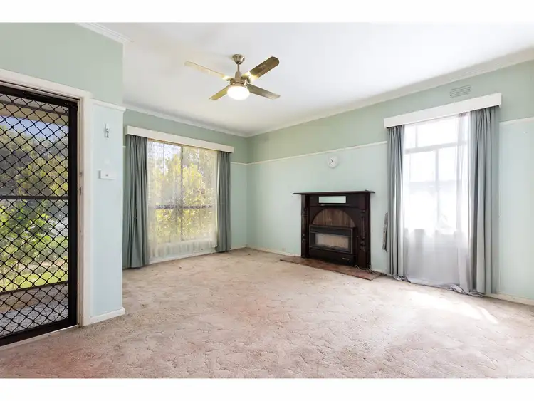 Fourth view of Homely house listing, 15 Swan Street, Wodonga VIC 3690