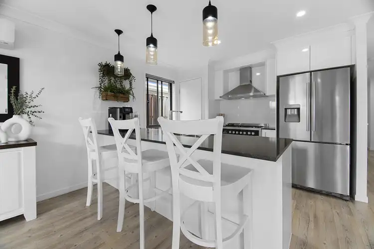 Third view of Homely house listing, 33 Aspen Way, Arundel QLD 4214