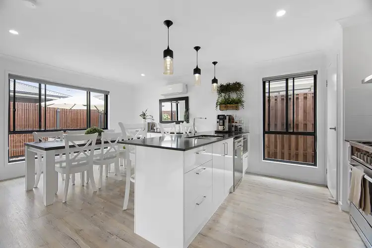 Fourth view of Homely house listing, 33 Aspen Way, Arundel QLD 4214