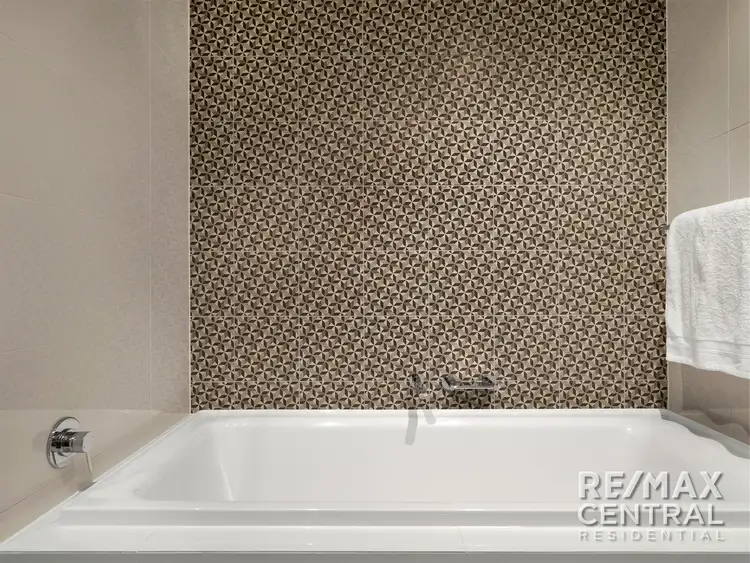 Sixth view of Homely apartment listing, L16/12 Longland Street, Newstead QLD 4006