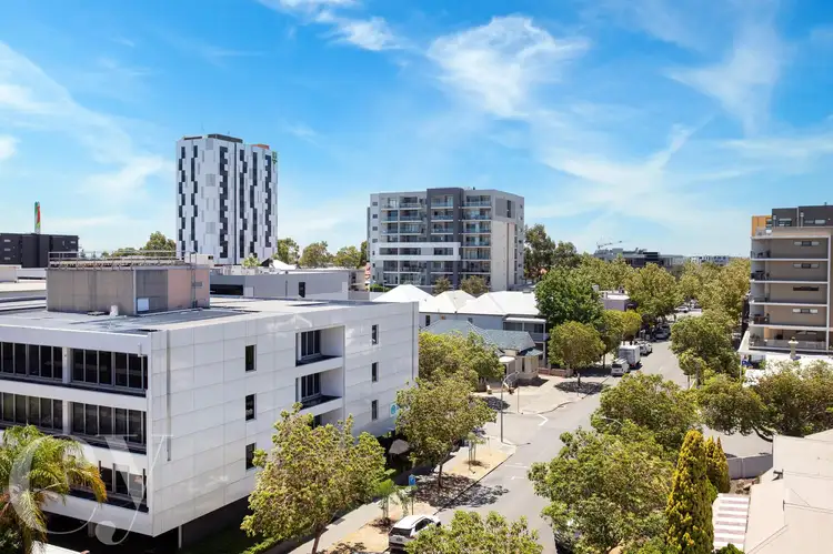 32 Outram Street