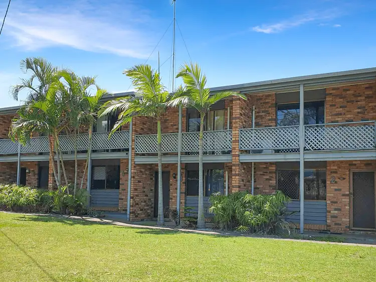 Main view of Homely townhouse listing, 2/143 Toolooa Street, South Gladstone QLD 4680