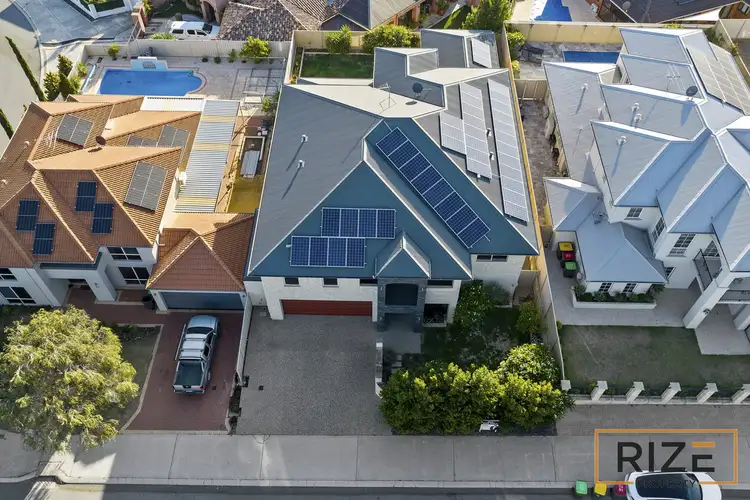 Second view of Homely house listing, 38 Labianca Vista, Carramar WA 6031