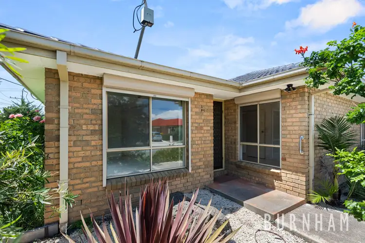 1/141 Kurung Drive, Kings Park VIC 3021