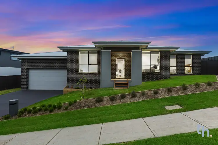 35 Stollery Drive, Cameron Park NSW 2285