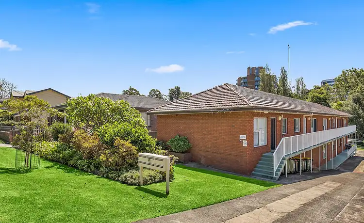 Main view of Homely unit listing, 4/62 Rowland Avenue, Wollongong NSW 2500