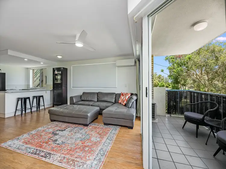 Fourth view of Homely unit listing, 4/15 Verney Street, Kings Beach QLD 4551