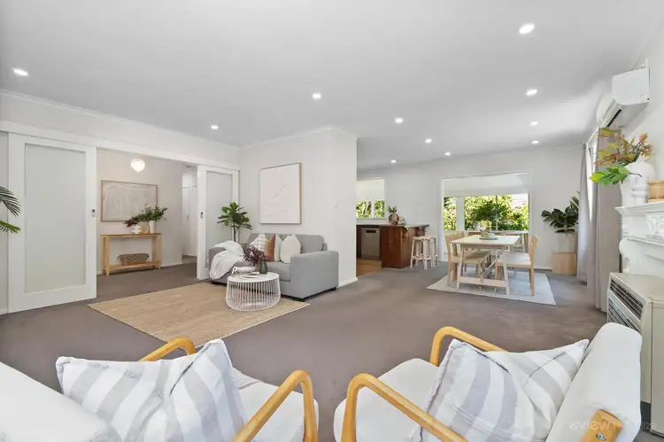 204 Mount Eliza Way, Mount Eliza VIC 3930