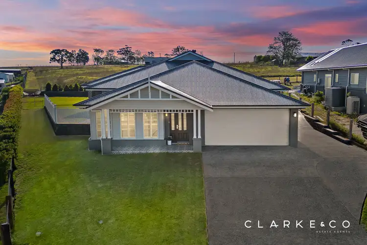 5 Carey Close, Louth Park NSW 2320