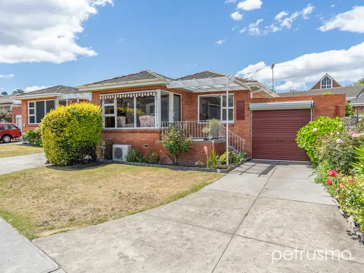 1/50 Lincoln Street, Lindisfarne TAS 7015