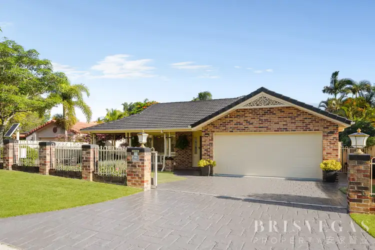 5 Eden Elm Street