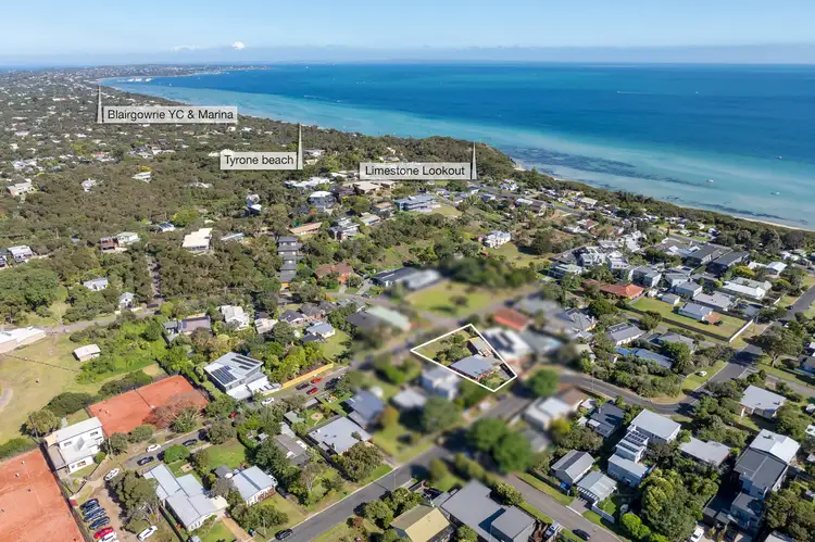 26 Elgan Avenue, Rye VIC 3941