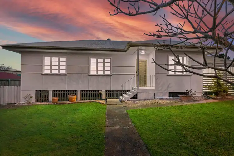 Second view of Homely house listing, 152 Englefield Road, Oxley QLD 4075