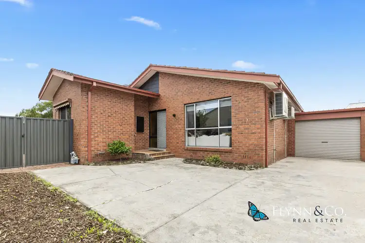 2/27 Seaview Avenue, Safety Beach VIC 3936