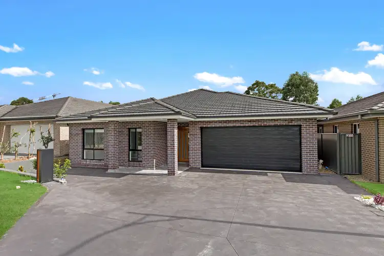 34 Wildflower Circle, Jordan Springs NSW 2747