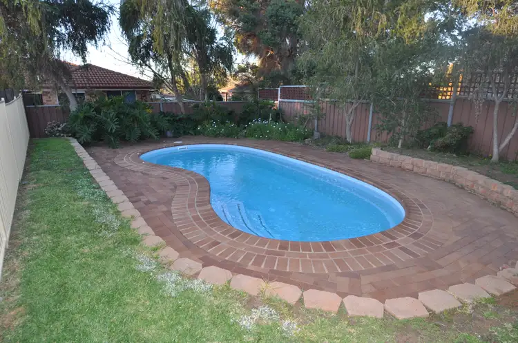 Fifth view of Homely house listing, 4 Ingrid Place, Dubbo NSW 2830