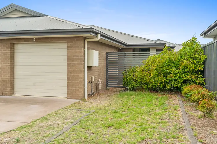 29a Apple Street, Fern Bay NSW 2295
