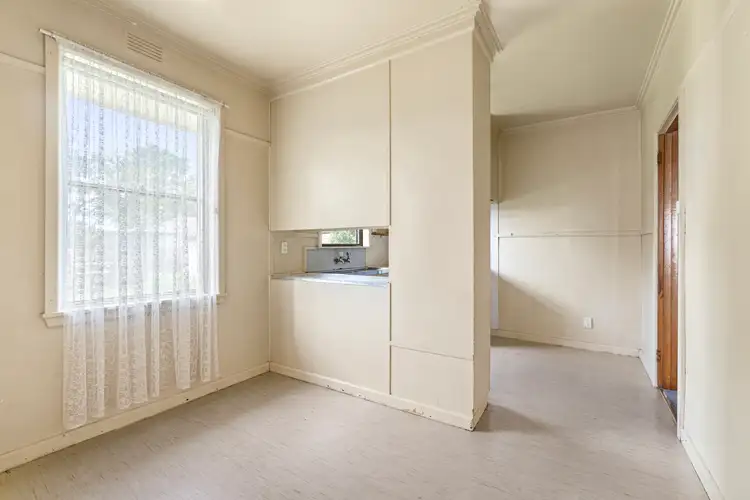 Fifth view of Homely house listing, 31 Overend Crescent, Sale VIC 3850
