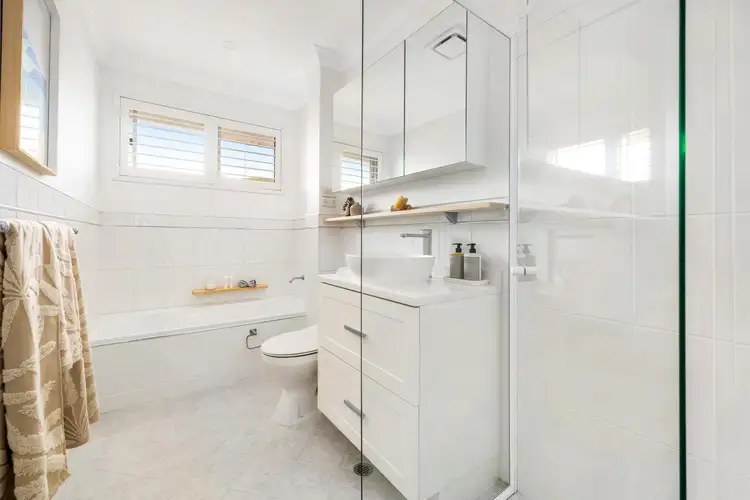 Fifth view of Homely apartment listing, 8/120 Pacific Parade, Dee Why NSW 2099
