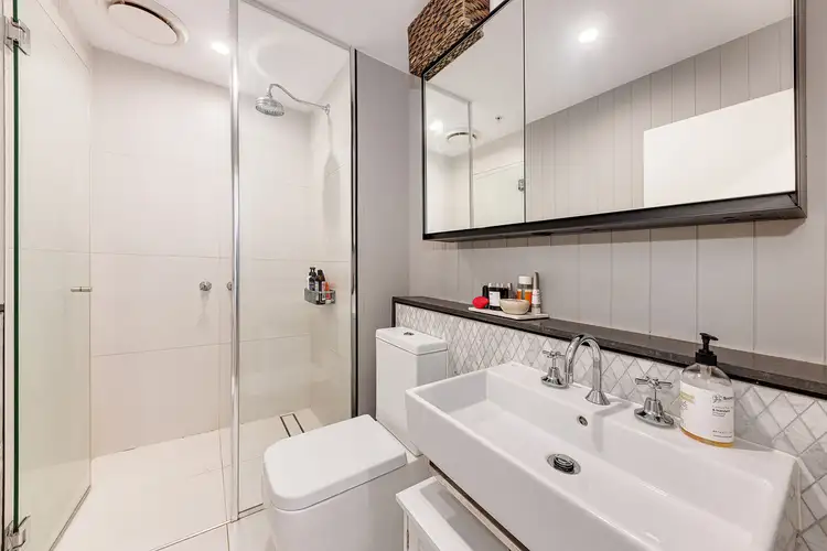Sixth view of Homely apartment listing, 1003b/89 bay Street, Glebe NSW 2037