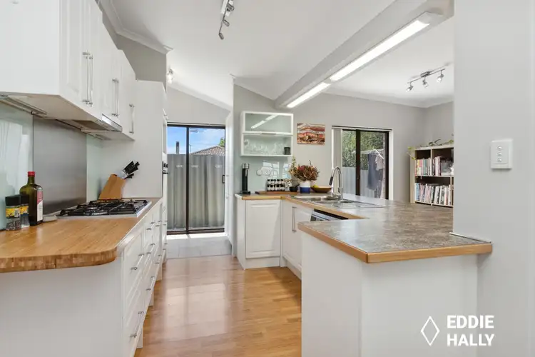 Sixth view of Homely house listing, 3 Tattler Place, Yangebup WA 6164