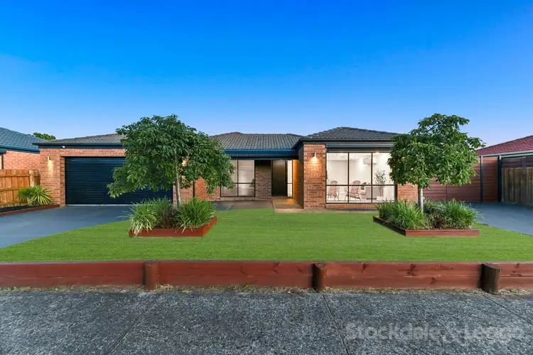 18 Fernisky Drive, Cranbourne East VIC 3977