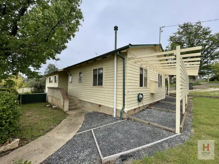 1 Koonee Avenue, Cooma NSW 2630