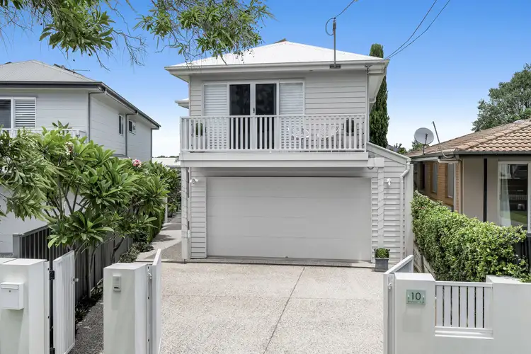 10 Moreton Avenue, Wynnum QLD 4178