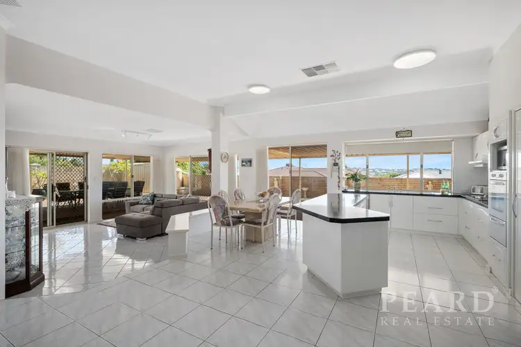 22 Kipling Street, Lake Coogee WA 6166