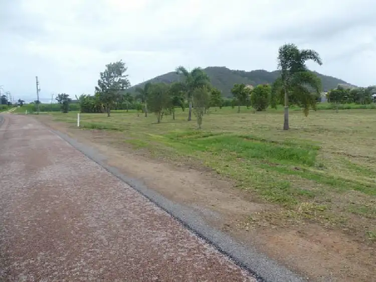 8-10 Cordelia School Road, Cordelia QLD 4850
