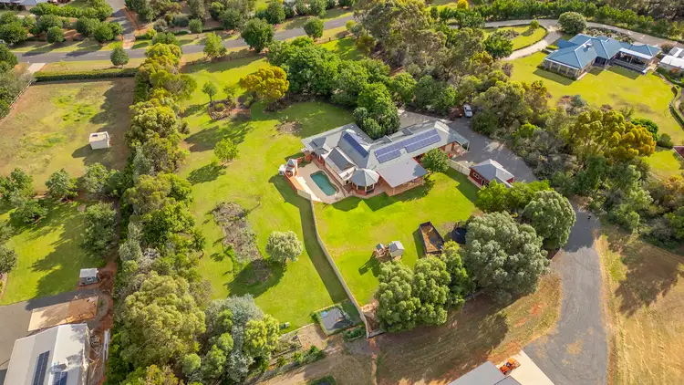 18 Mancini Drive, Lake Wyangan NSW 2680