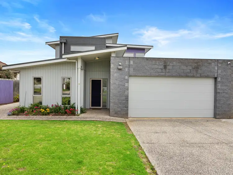 13 Wynne Road, San Remo VIC 3925