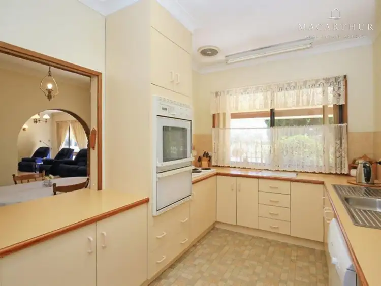 Fifth view of Homely house listing, 10 Freyberg Street, Ashmont NSW 2650