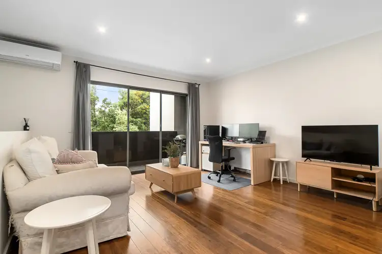 Second view of Homely unit listing, 9 Carnation Court, Frankston VIC 3199