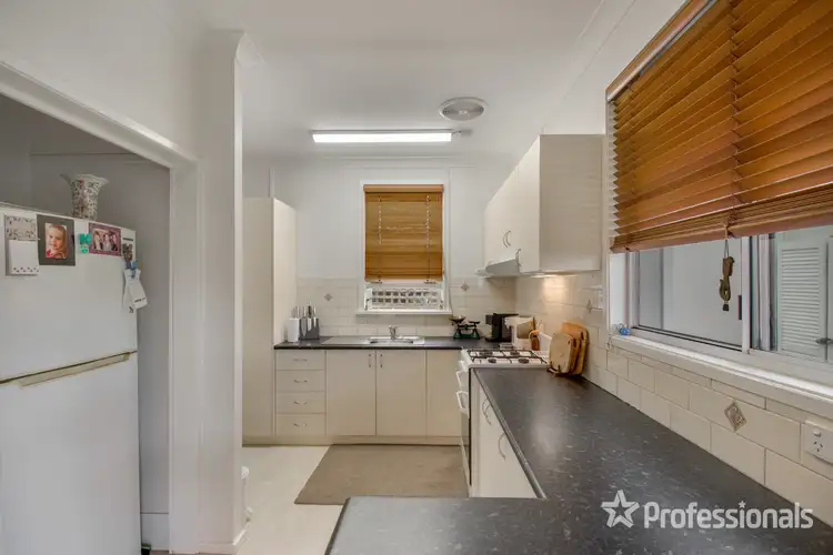 Sixth view of Homely house listing, 10 Castlereagh Avenue, Mount Austin NSW 2650