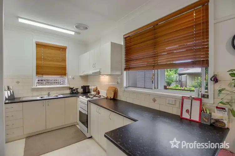 Seventh view of Homely house listing, 10 Castlereagh Avenue, Mount Austin NSW 2650