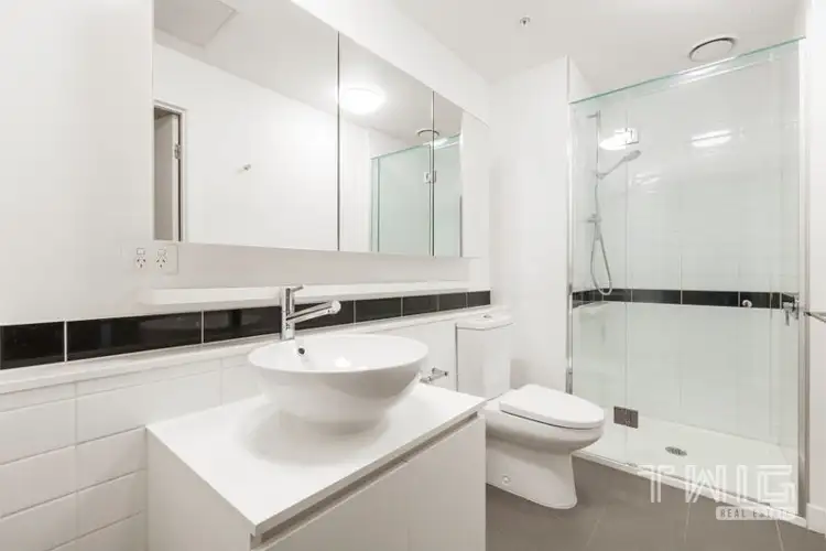 Sixth view of Homely apartment listing, 2602/350 William Street, Melbourne VIC 3000